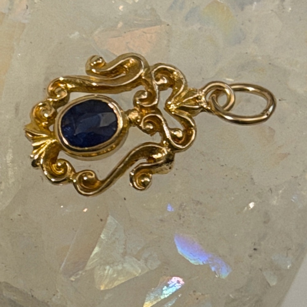 14K YG sapphire Art Nouveau pendant